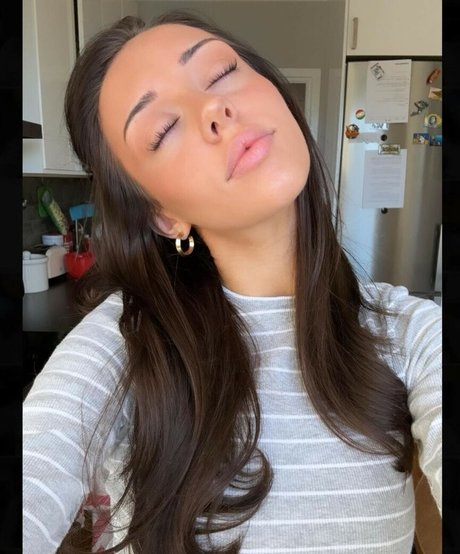 Leia Goransson sexy model photo