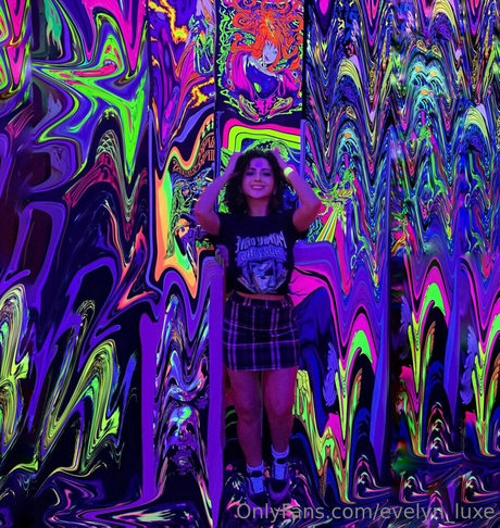 evelyn luxe pretty star galleries