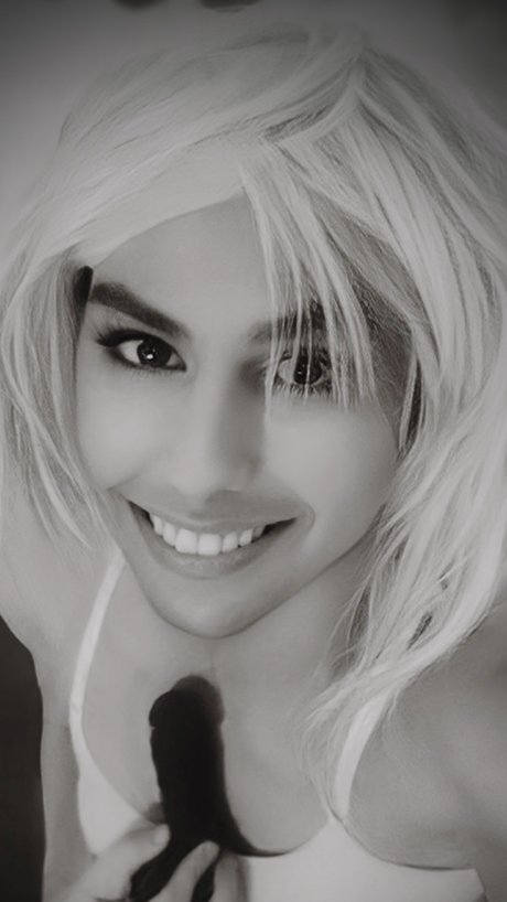 LunaRubyX model nudes galleries