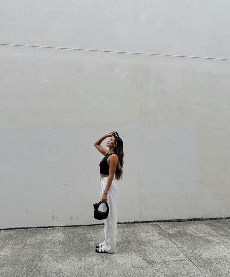 rissforever art model pic