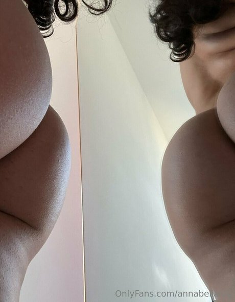 Annabella Ivy perfect star pic