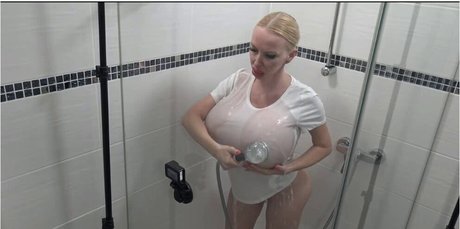 yoga asian onlyfans top image