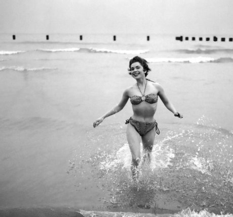 Barbara Cameron model art photos