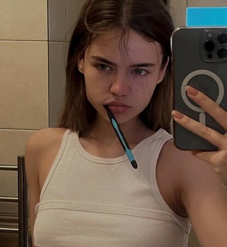 Veronika Hanberg star nudes img