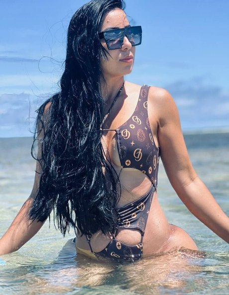 Lismara Moreira nude model pictures