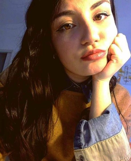 Spicycookies95 sexy pornstar gallery