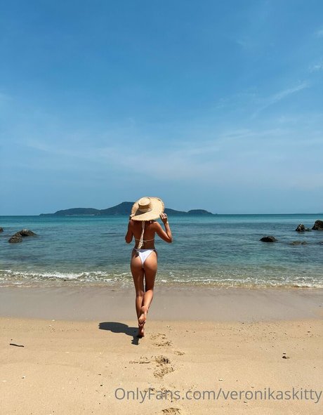 vitamin nika art actress pictures