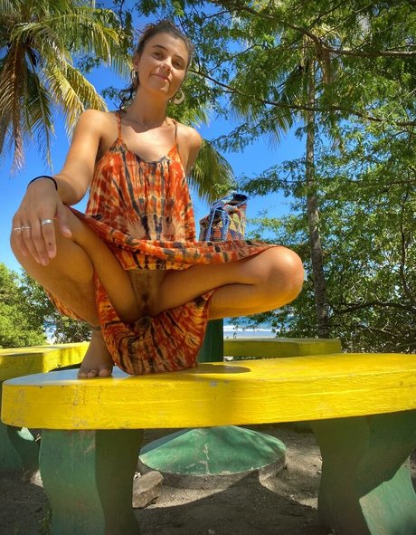 lolahippy pornstar beautiful gallery