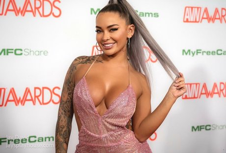 itshayleydavies free nudes star images