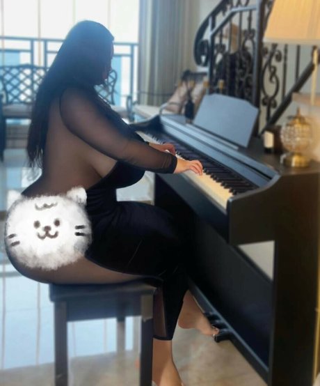 Pisheneva eva pornstar top img