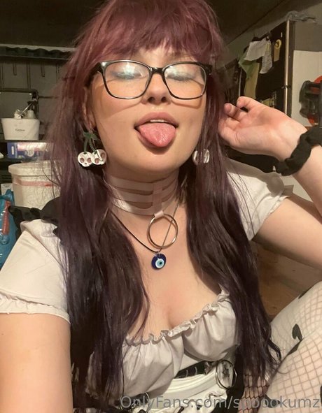 spoookumz hot star picture