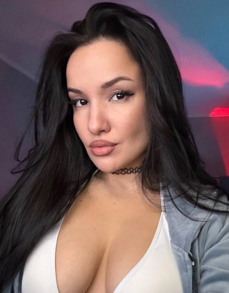 tehb twitch free actress image