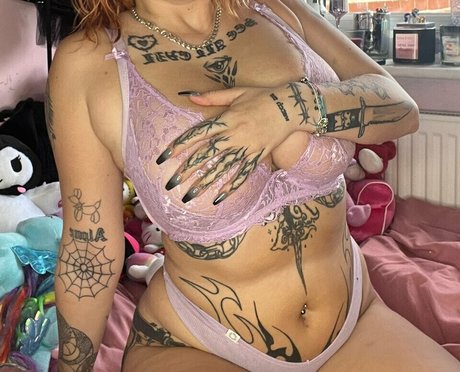 LilelizaJ pornstar adult image