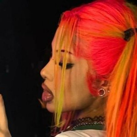 ohthasmat model art photos