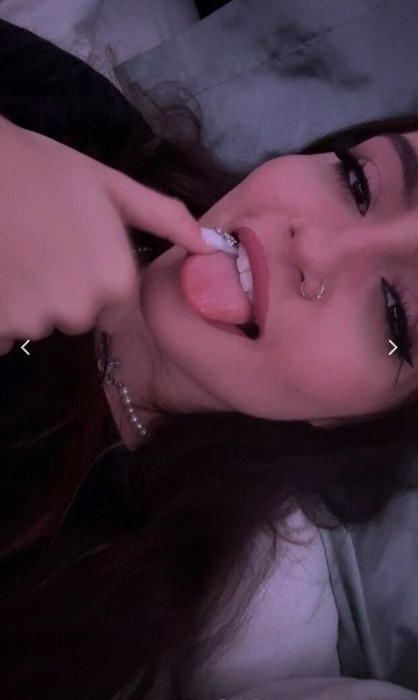 Victoria Blanco star perfect img