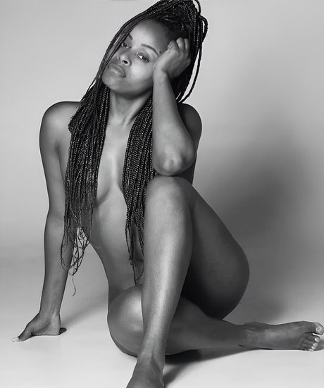 Roberta Rodrigues star xxx pictures