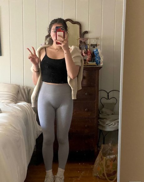 sabsgentleaura art model images