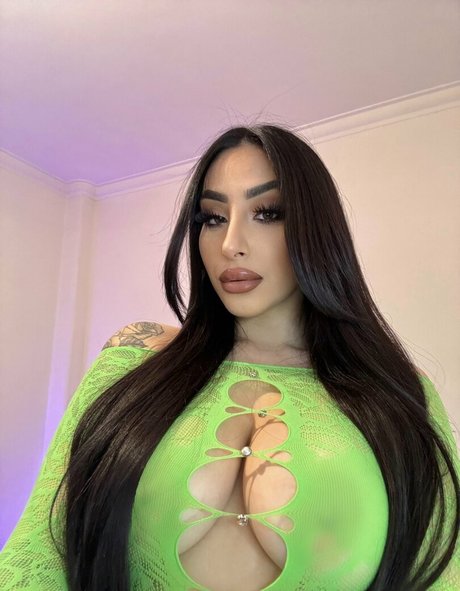 inescatarina erotic model gallery