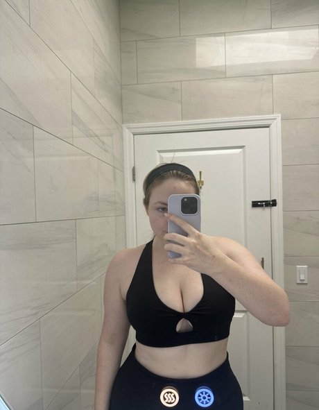 Brecht Apologist pornstar naked gallery