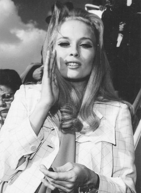 Faye Dunaway exclusive model archive