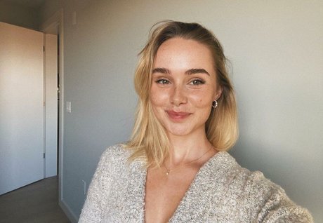 Alice Kristiansen model adult images