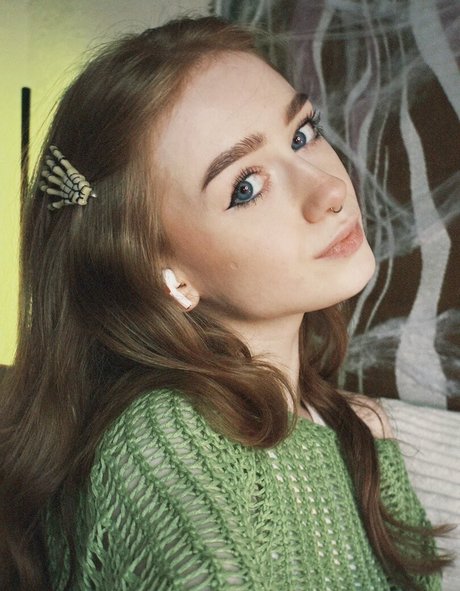 lizzy blaze nice actress image