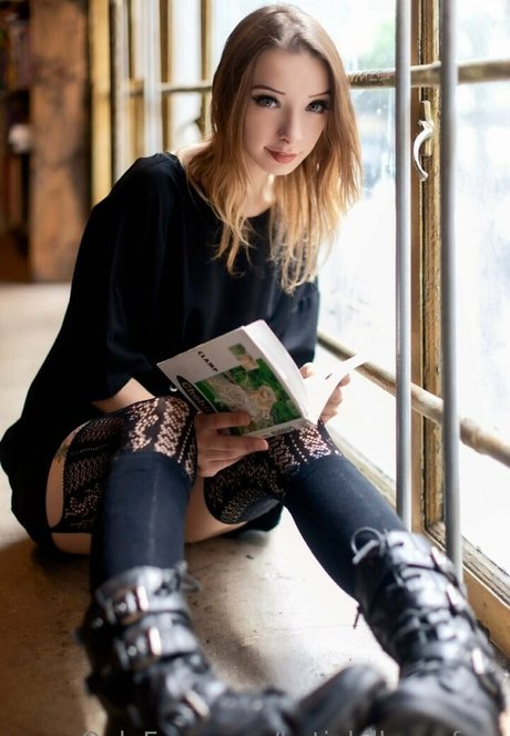 katiekillsyoufree star beautiful galleries