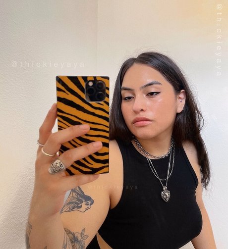 Yaya They top model galleries