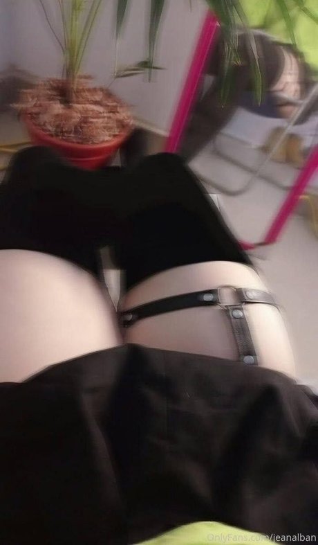 jeanalban star high quality pics