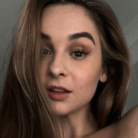 Shesayssooo sexy pornstar images