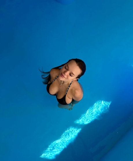 verbaaa verbaaa sexy model pic