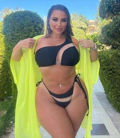 Hannah Olivia star top archive