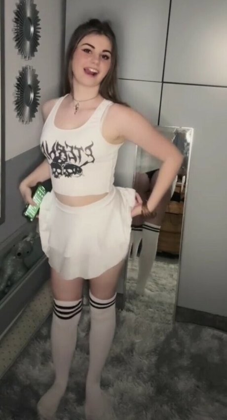 skyepastapins model free archive