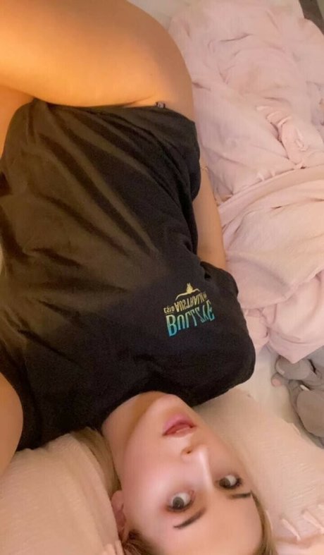 paigeriellyyy star art archive