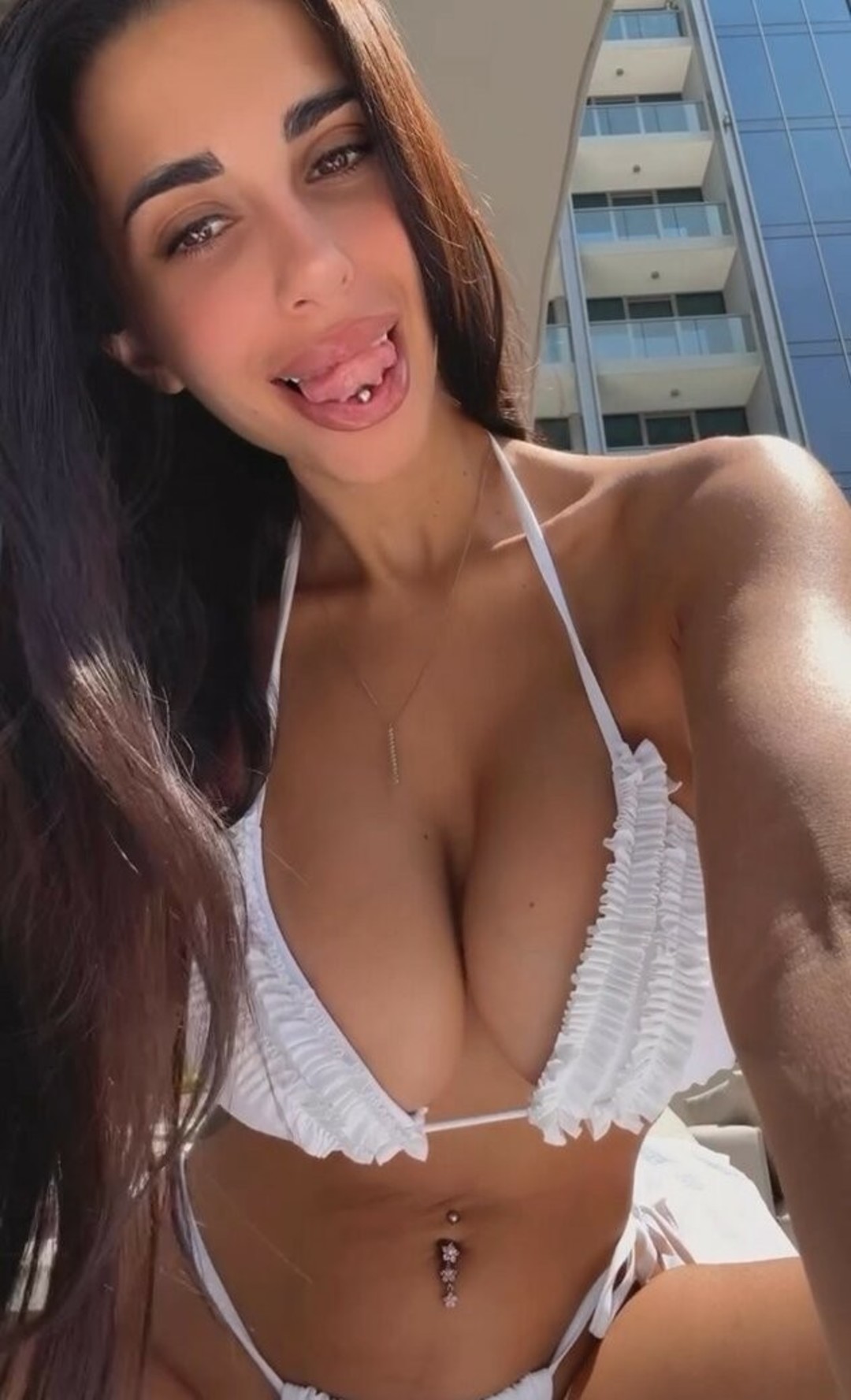 Sara Sfamurri star top gallery