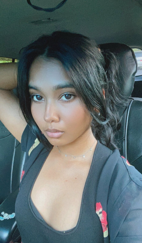 Miaz1234 pornstar erotic pic