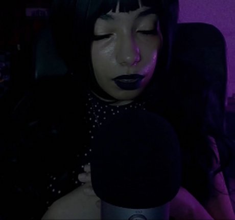 Aiko ASMR star sex picture