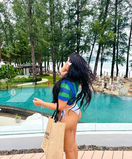 Cinthia Cruz erotic pornstar galleries