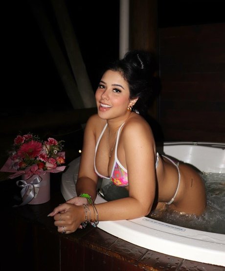 Cinthia Cruz model picture