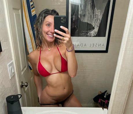 CrypticReverie porn model pictures