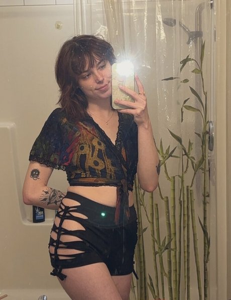 Anothrsadartist model porn image