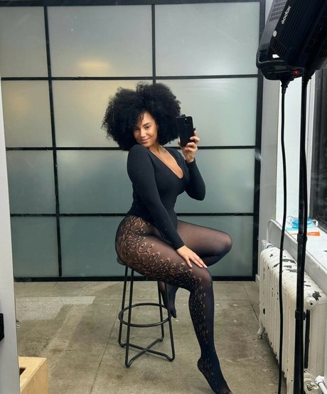 Shadia Ampadu hd actress images