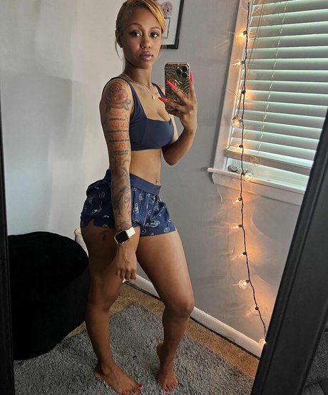 Yuno Zaza pornstar top img