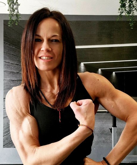 unknown onlyfans top pic