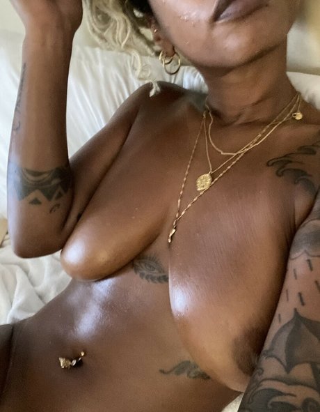 softnunu hot pornstar image