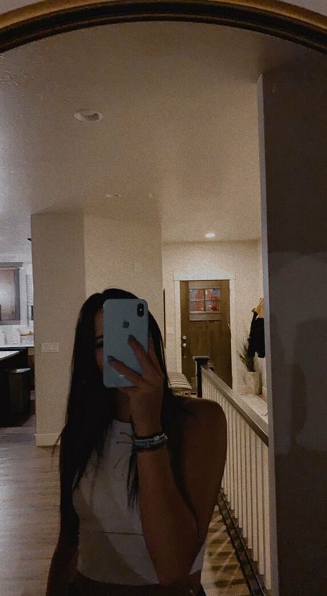 kylienelson pornstar erotic gallery