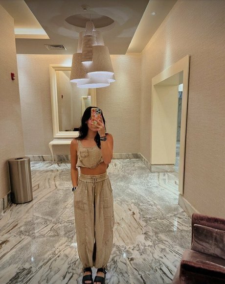 kylienelson hot actress pic