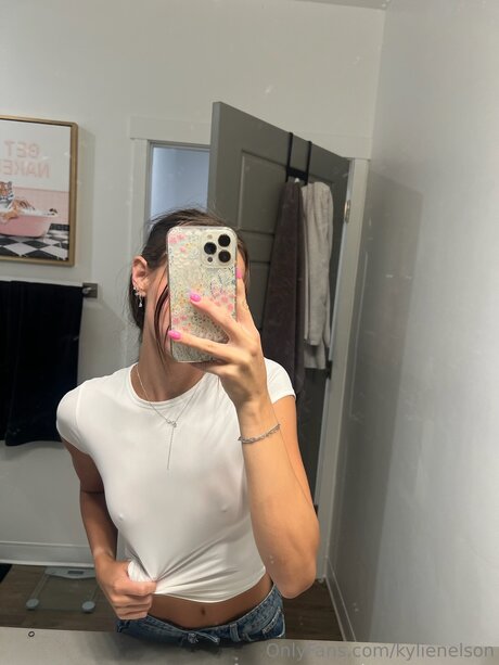 kylienelson model perfect pic