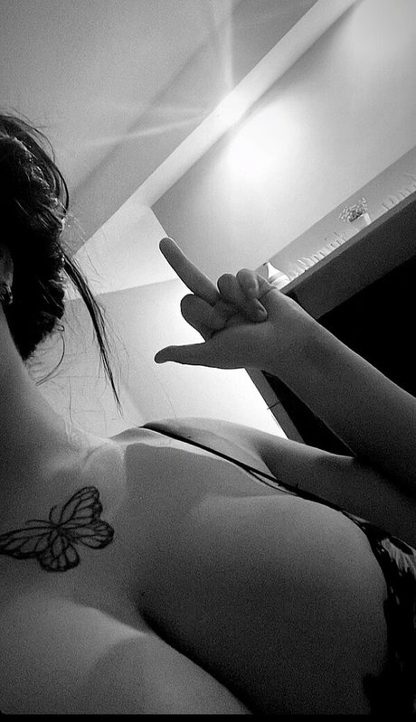 Catharina Leone erotic star img