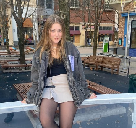 Nefffss naked star pictures